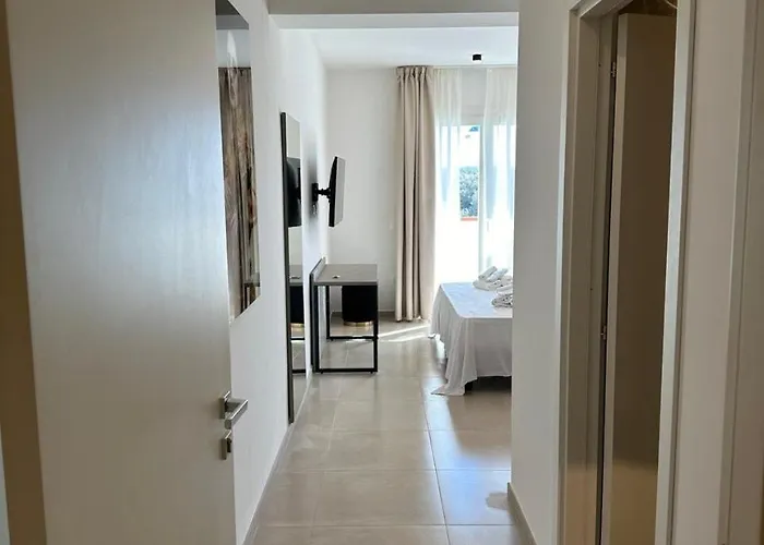 Amani Chic Pensión Olbia