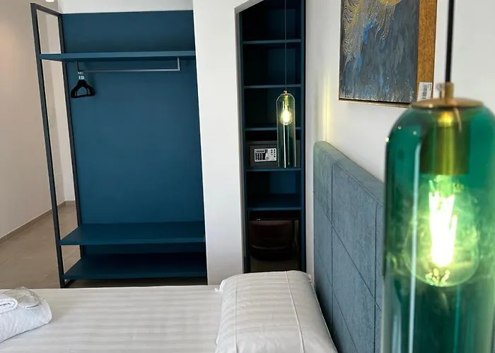 Pensión Amani Chic 4*